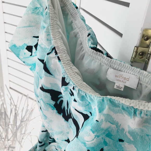 NWOT Wilfred Aritzia Off the Shoulder Dress S - Picture 3 of 5